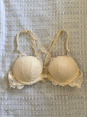 Pink by Victoria’s Secret White Lace Push-Up Bra
